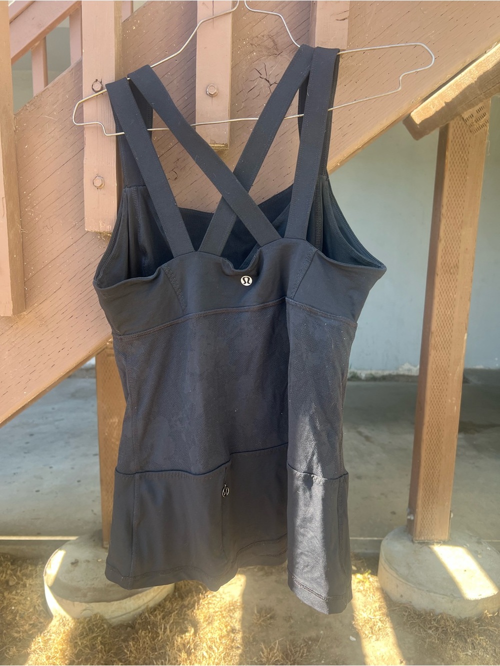 lululemon athletica Black Cross-Strap Performance Tank - Picture 5 of 12
